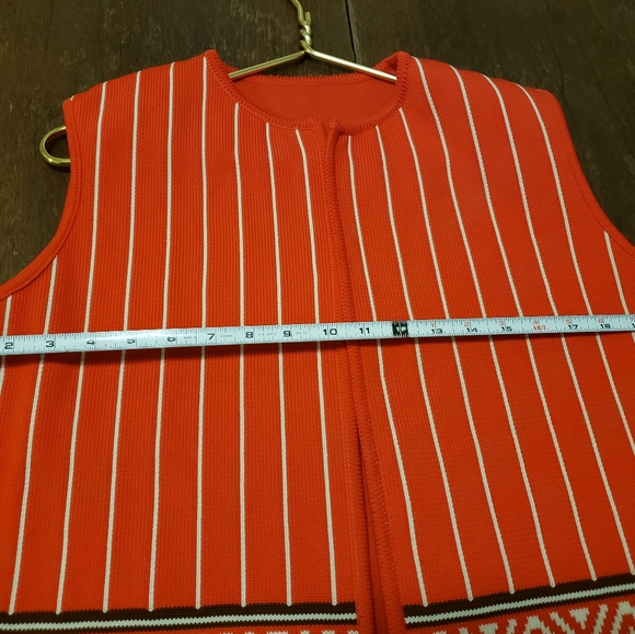 Vintage Sweater Vest Orange Union Made Ladies Garment - Picture 6 of 9